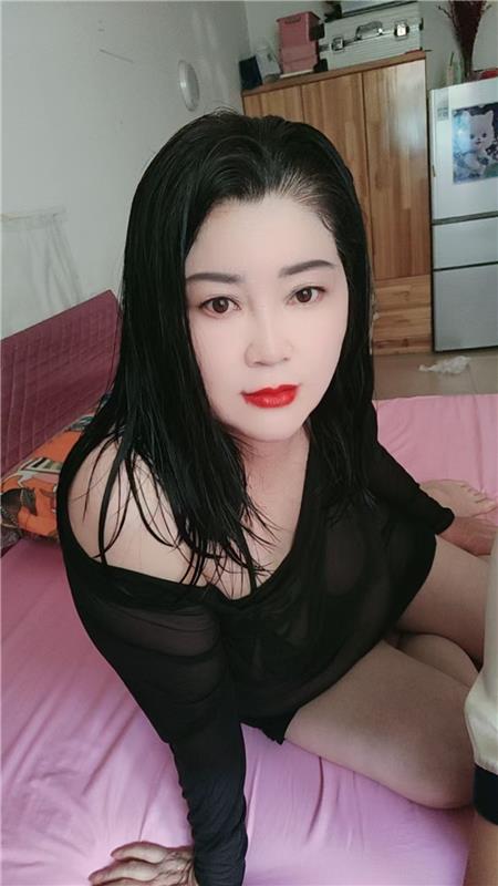 杨浦熟女姐姐-1.jpg