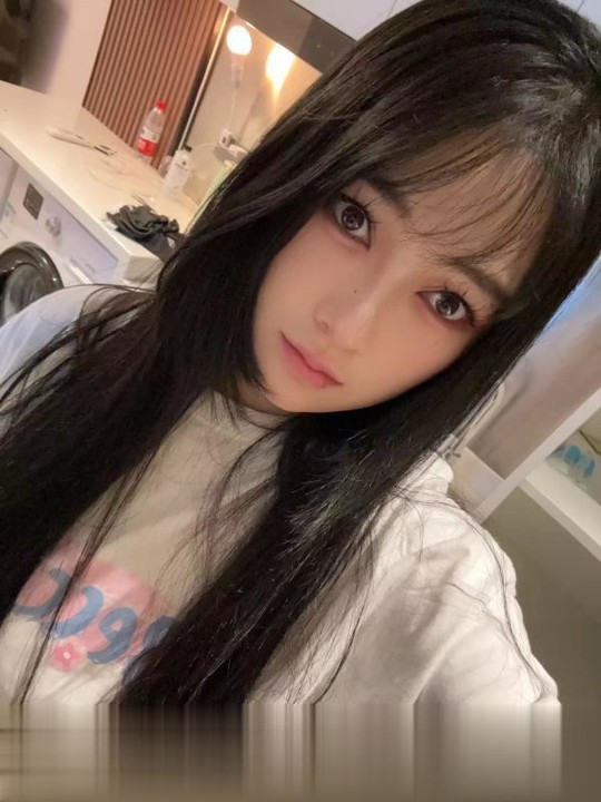 湖南-长沙极品丰满兼职小月亮-1.jpg